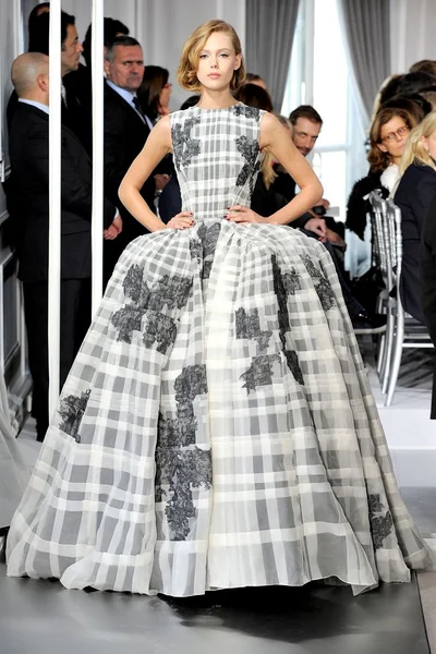 Look 39
